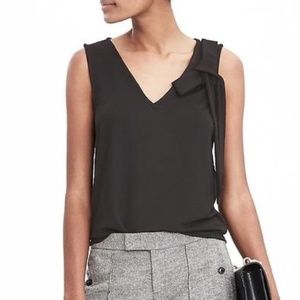 Banana Republic | Black Bow Top | Medium